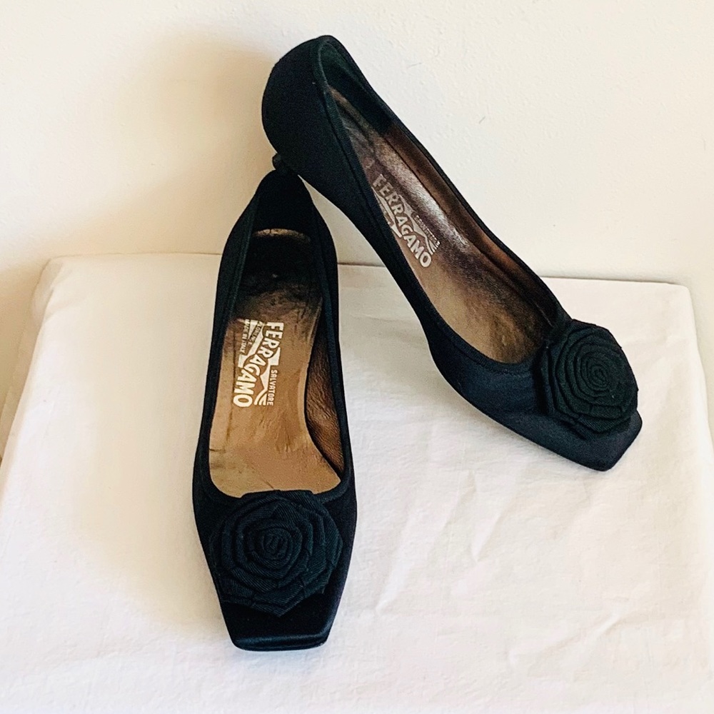 SALVATORE FERRAGAMO SATIN KITTEN HEEL